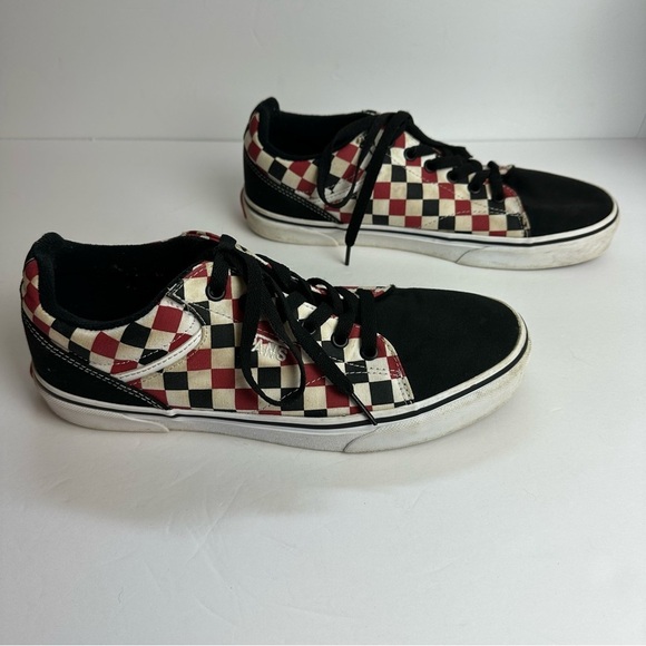 Vans Off The Wall Checkered Shoes Men’s Size 9 EU 42 Sneakers Red Black FLAW - Picture 2 of 11